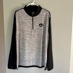Iowa Hawkeyes 1/4 zip Colosseum Brand (new w/tags) size XL
